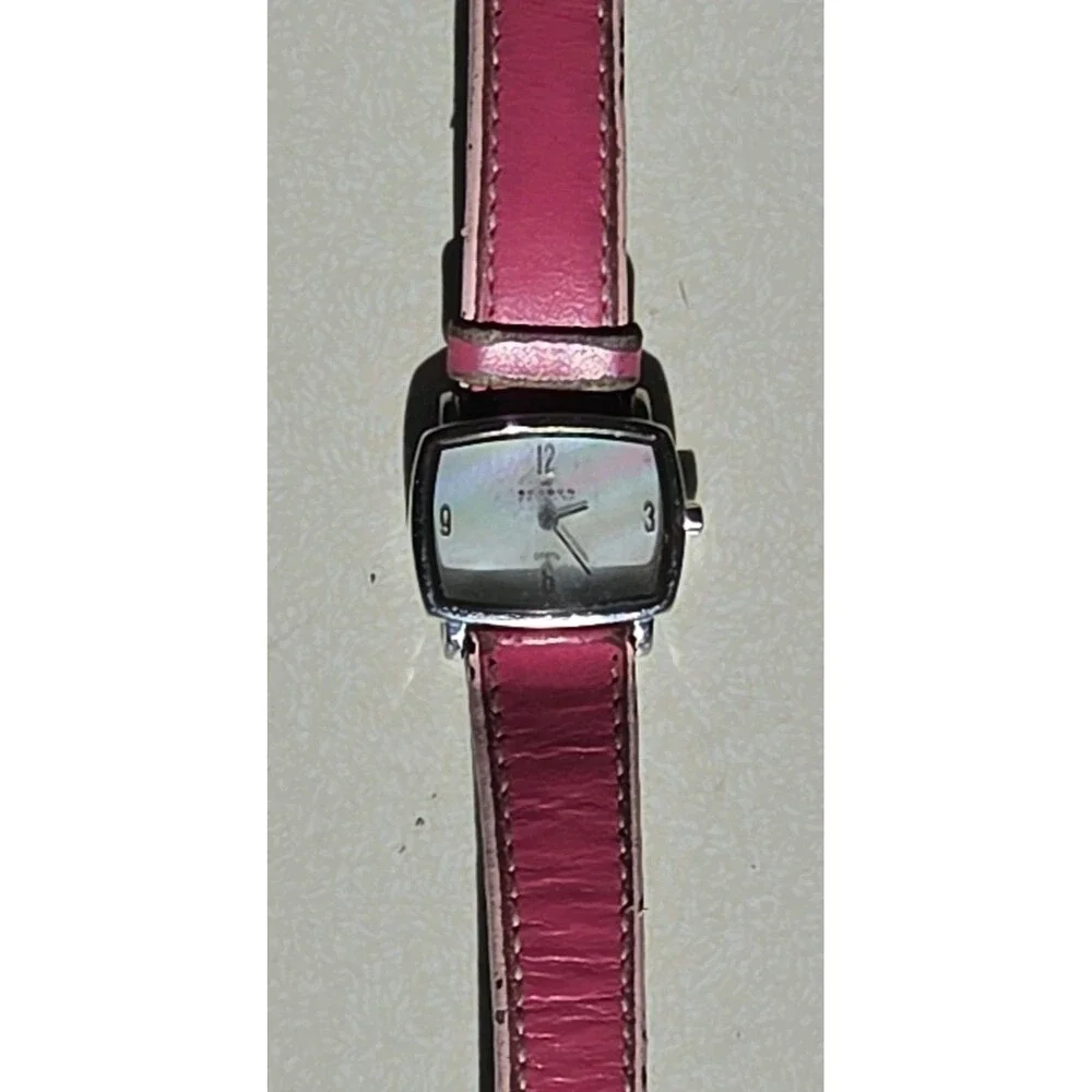Skagen Denmark Women's Watch 330SSLPP Quartz Silver Dial Pink Leather Band